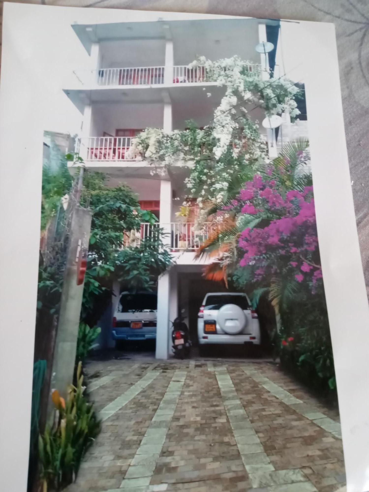 Old Town Hotel Kandy Bagian luar foto
