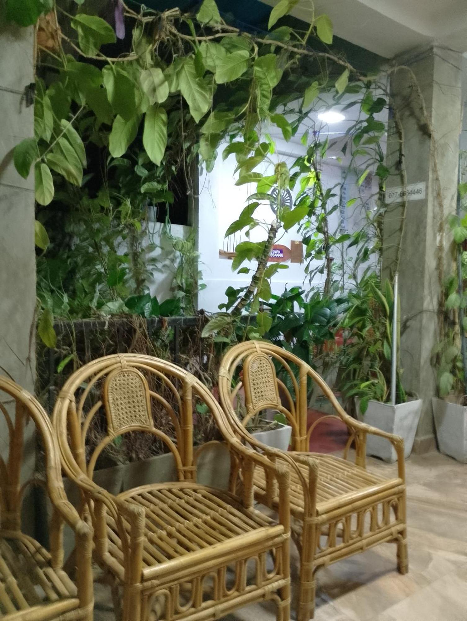 Old Town Hotel Kandy Bagian luar foto